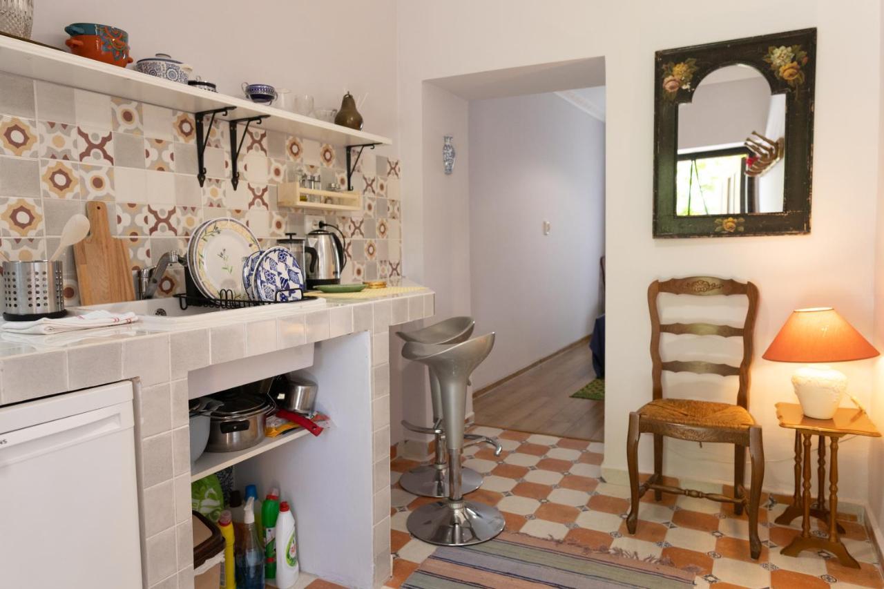 Nomad Sud Studios In Town Center Кахул Экстерьер фото