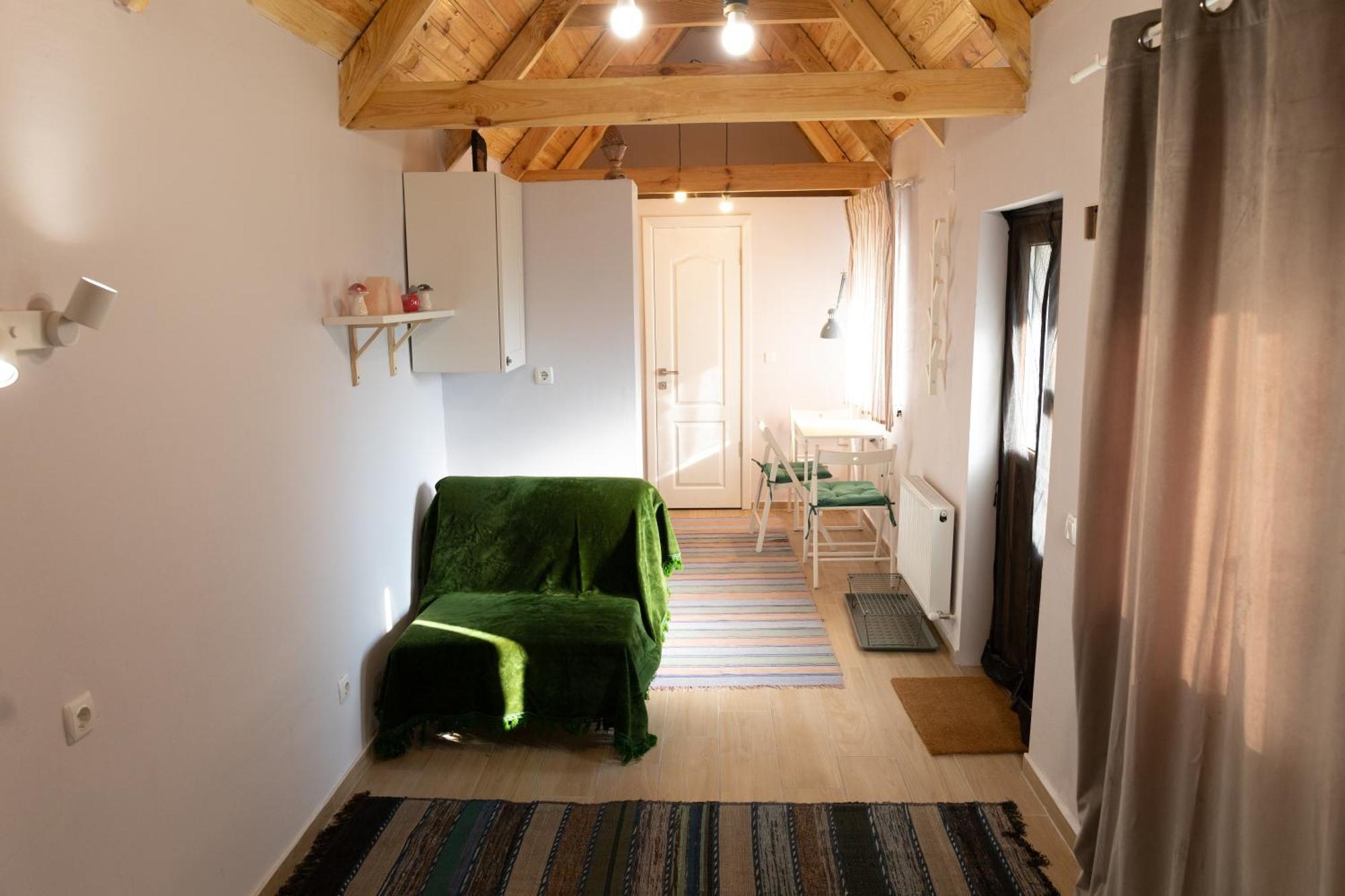 Nomad Sud Studios In Town Center Кахул Экстерьер фото