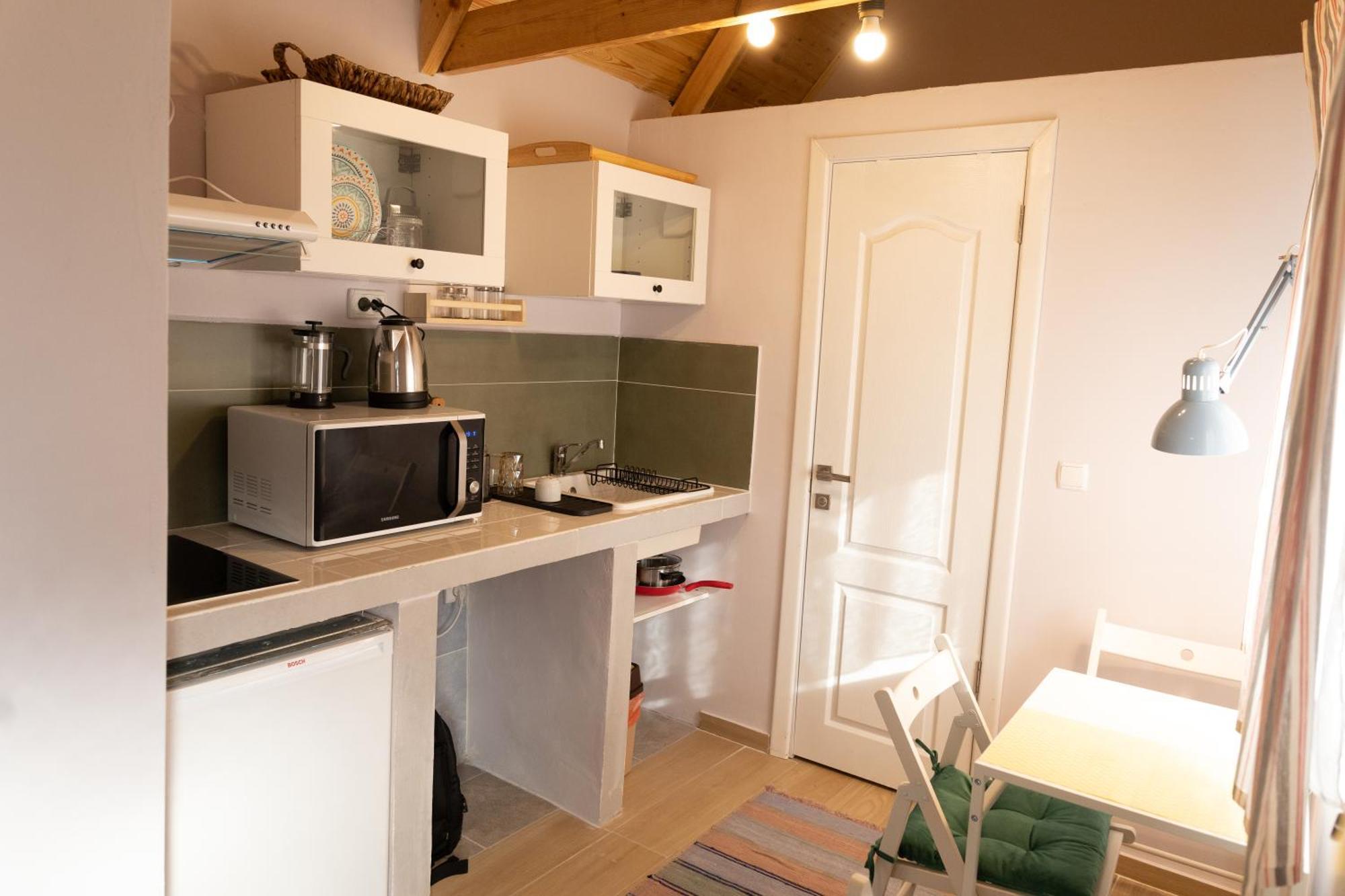 Nomad Sud Studios In Town Center Кахул Экстерьер фото